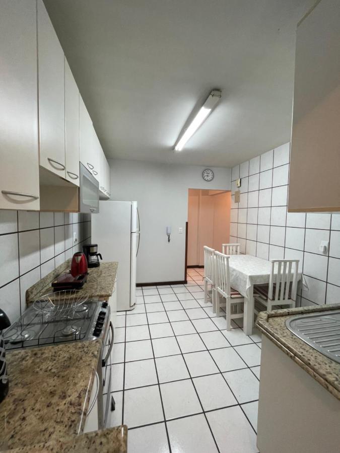 Apartamento Amplo E Completo No Centro Balneario Camboriu Ngoại thất bức ảnh